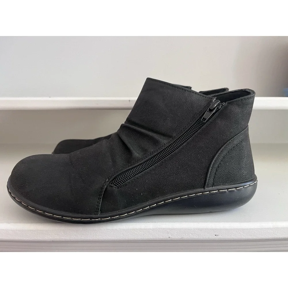 New! Ingaro Black Ankle Boots Bootie Size 9 Wide Side Zip Women's Claudia